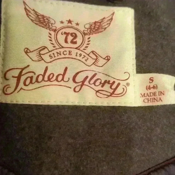 Small Gray Faded glory wool coat, length 28" and P2P length is 19" - Picture 7 of 12